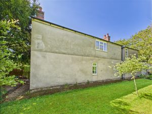 Rear elevation- click for photo gallery